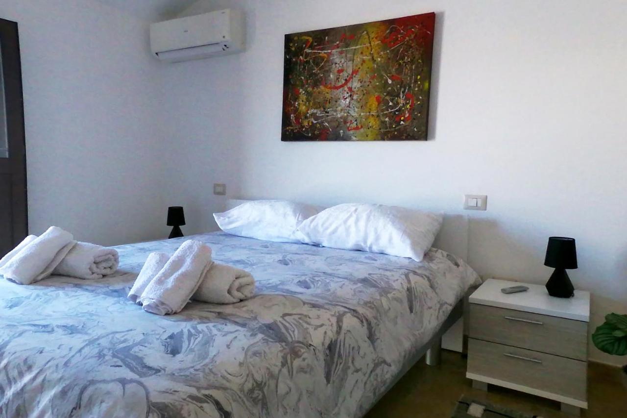 West Sardinia Apartment 2 Cabras Exterior photo